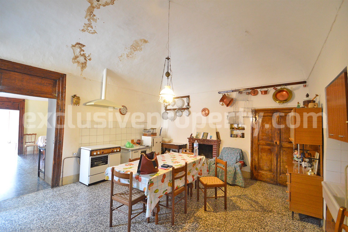 Historic stone building - Antique Italian Palazzo - with terraces for sale in Molise - Italy 18