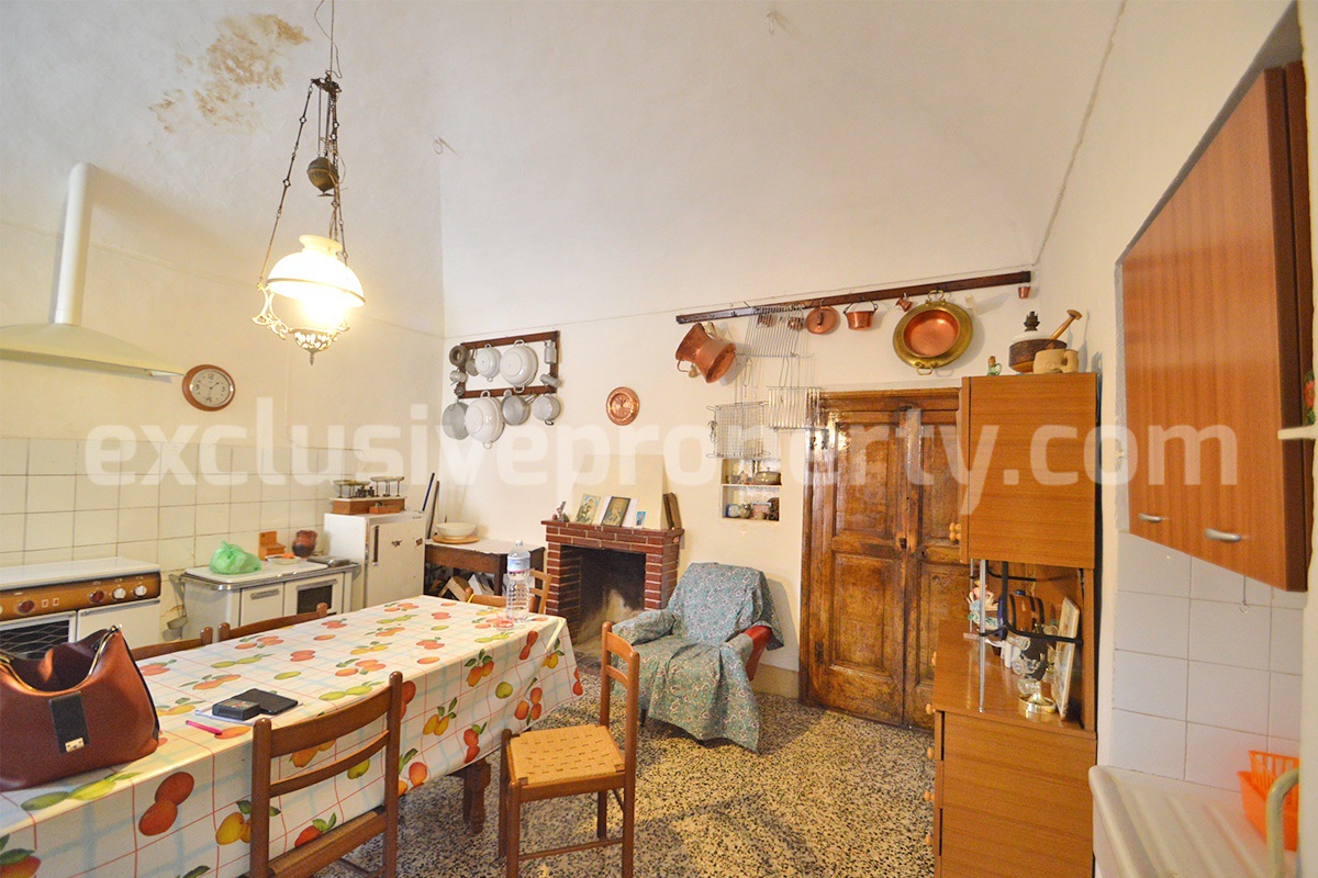 Historic stone building - Antique Italian Palazzo - with terraces for sale in Molise - Italy 20