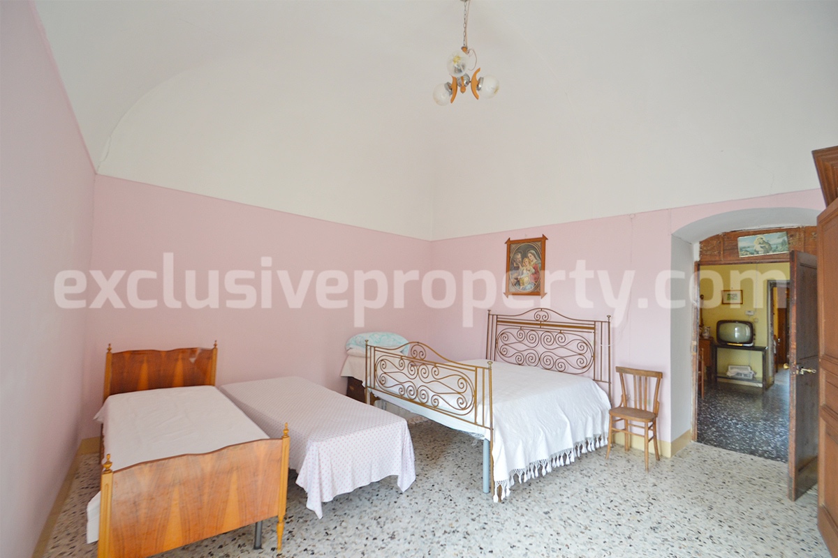 Historic stone building - Antique Italian Palazzo - with terraces for sale in Molise - Italy 28