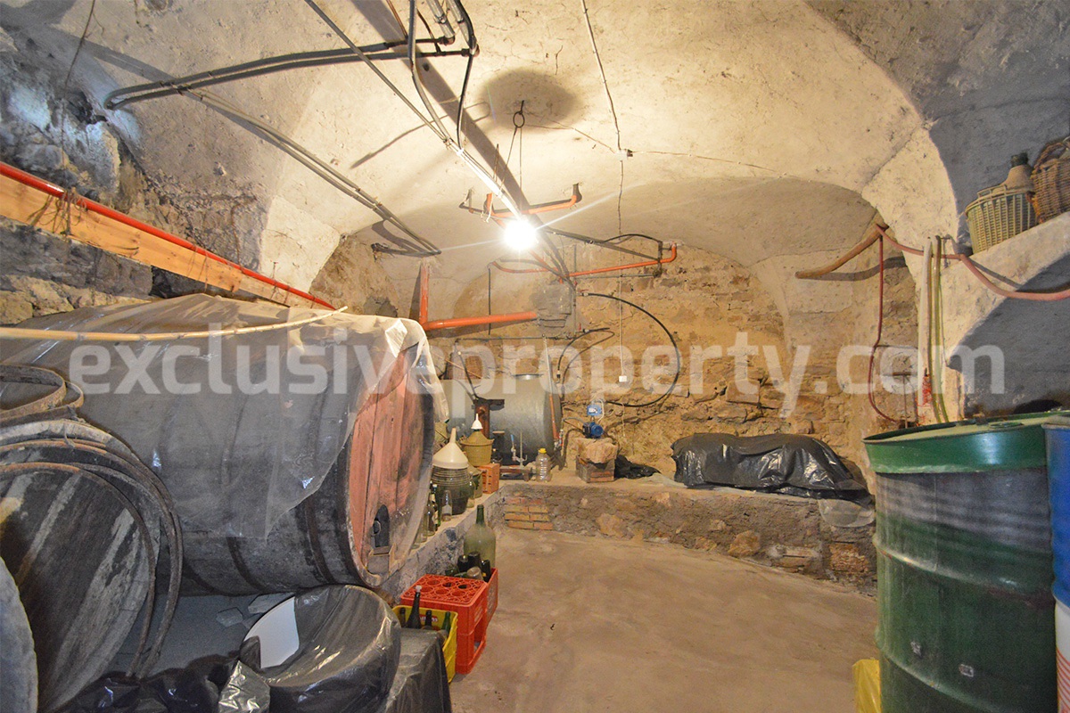 Historic stone building - Antique Italian Palazzo - with terraces for sale in Molise - Italy 59