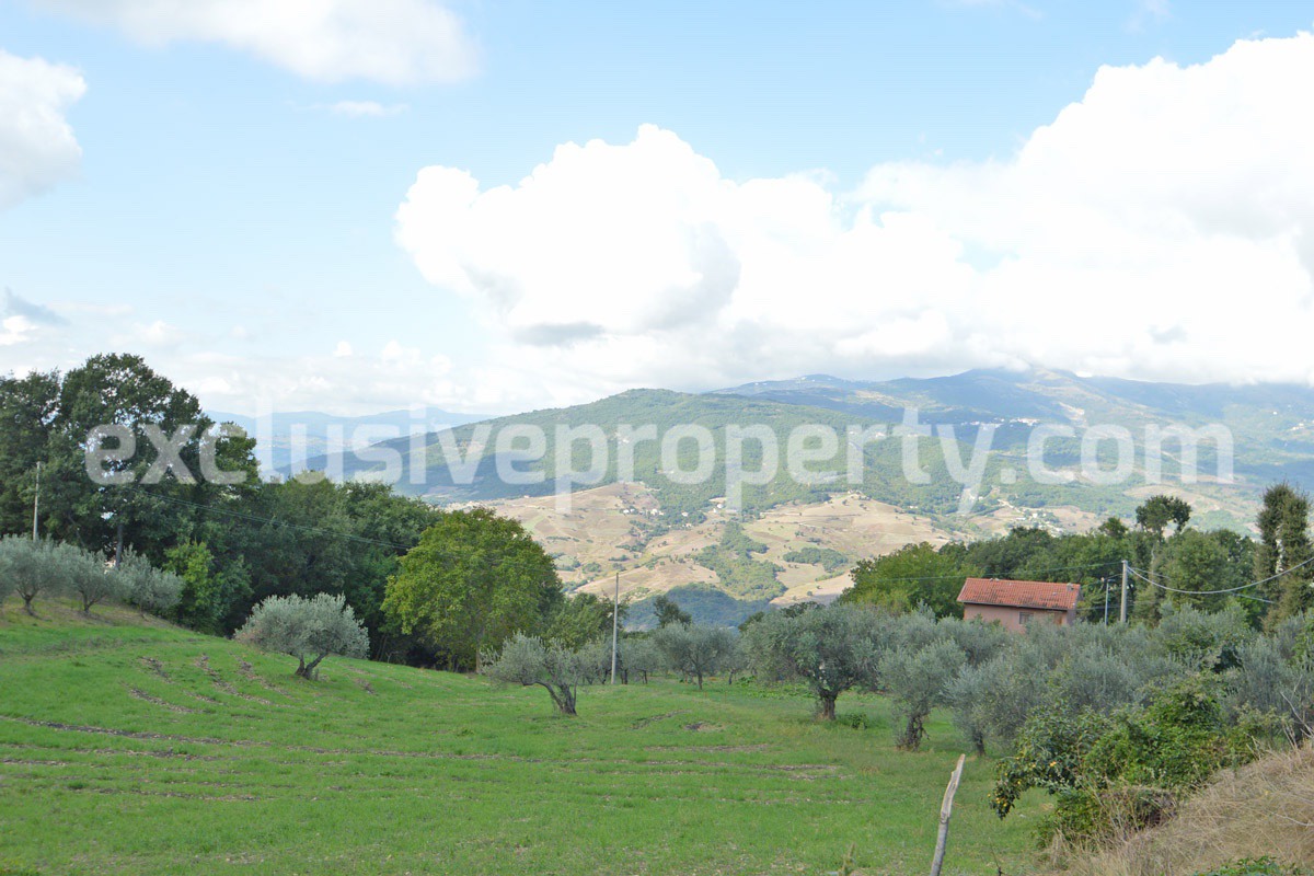 Spacious house with panoramic view of the valley for sale in Italy 40