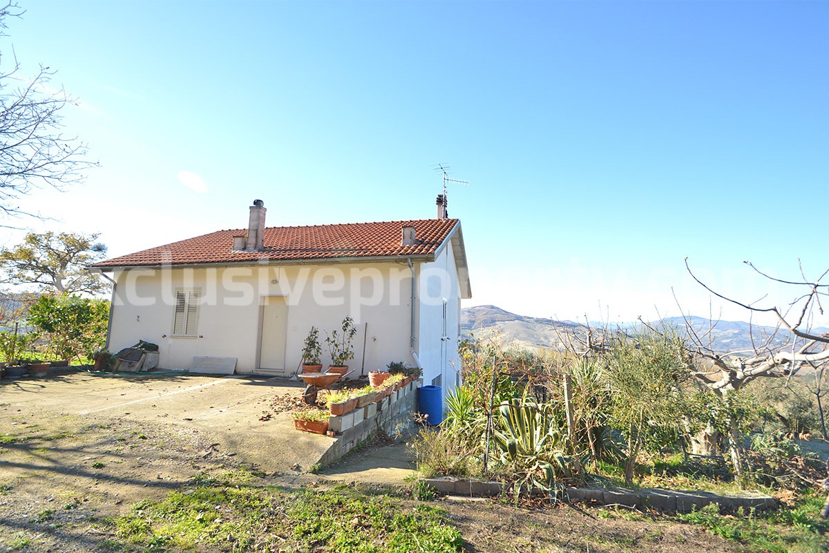 Detached property with amazing view on Majella mountain and lake for sale in Larino - Molise 33