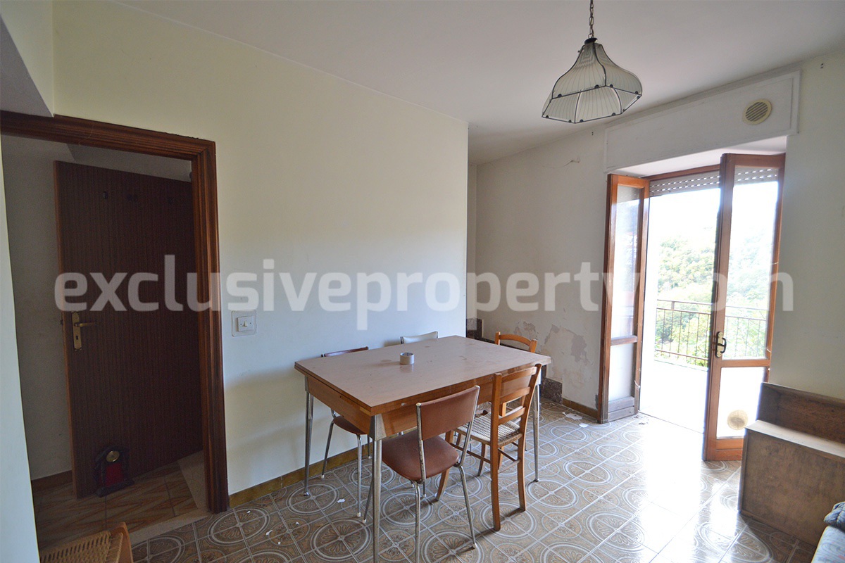 Habitable town house with garden for sale in Castelbottaccio - Molise