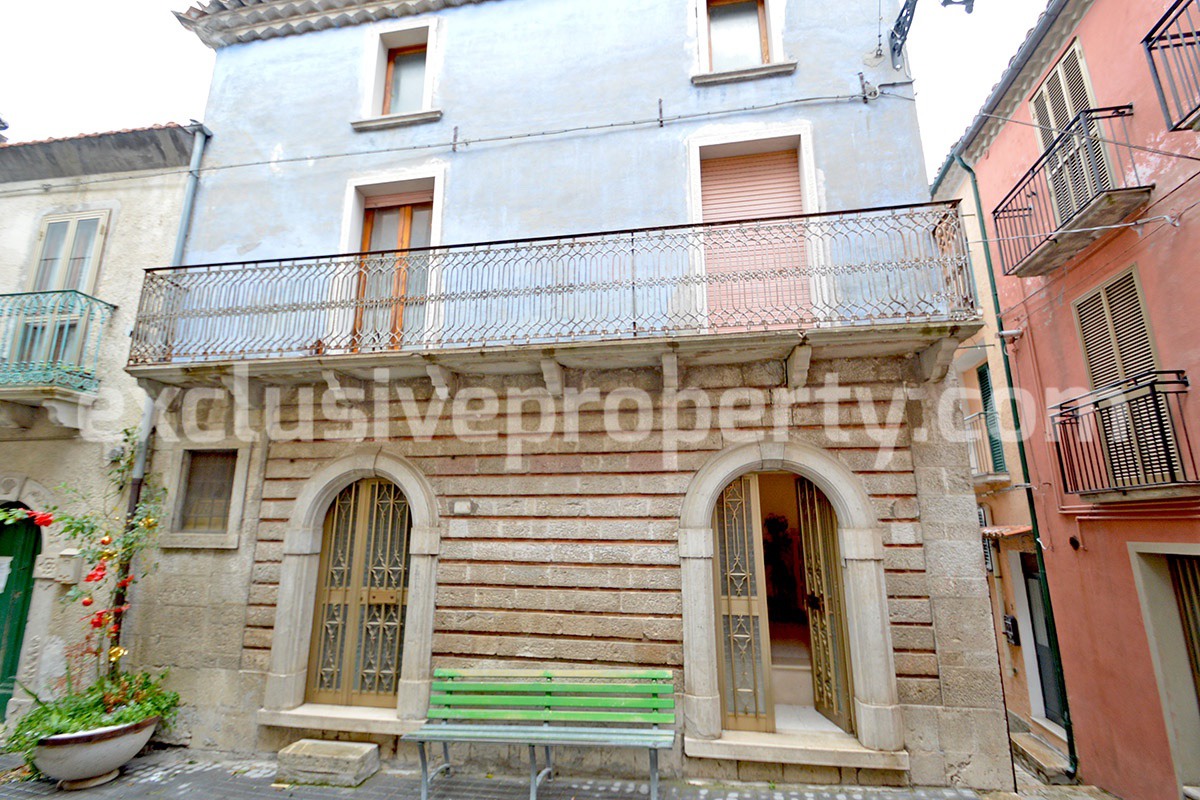 Historic building with panoramic terrace for sale in Molise 3