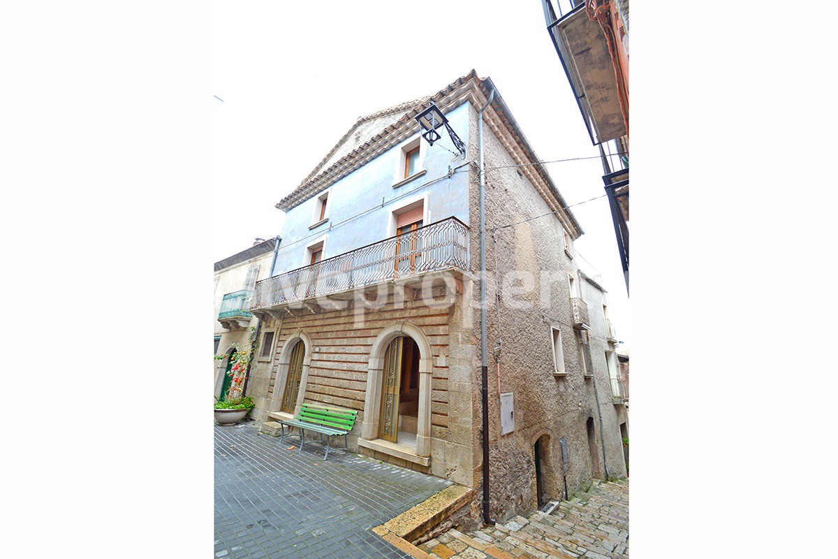 Historic building with panoramic terrace for sale in Molise 1
