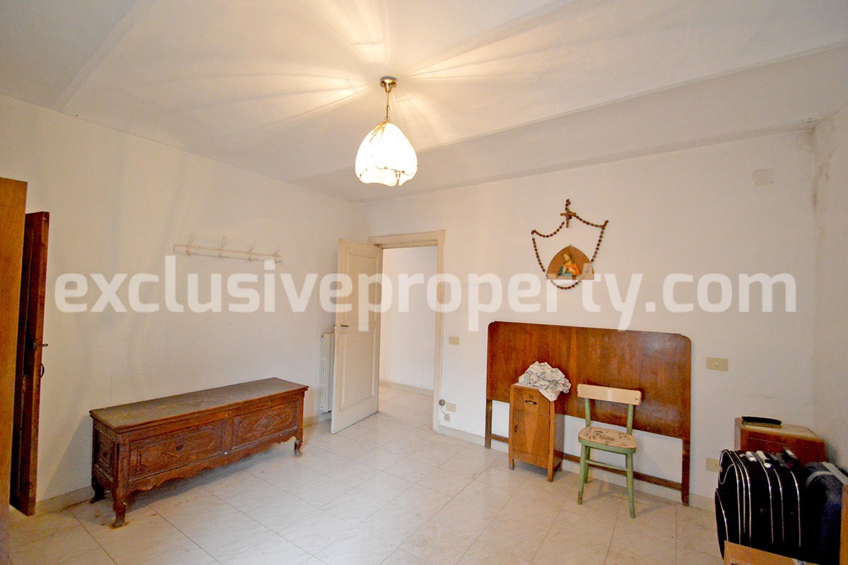 Historic building with panoramic terrace for sale in Molise 16