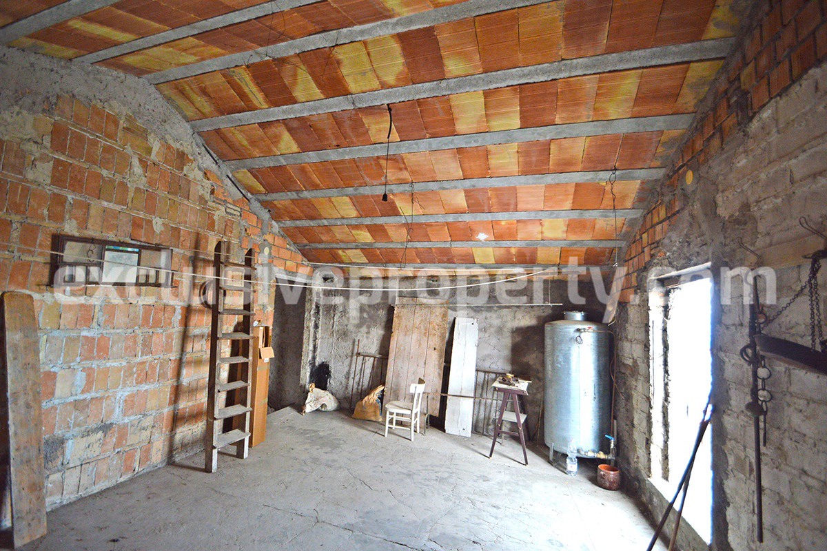 Historic building with panoramic terrace for sale in Molise 21