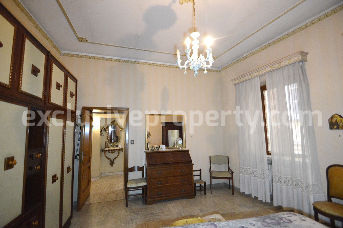 Historic building with eight bedrooms and terrace for sale near the sea - Italy - Abruzzo