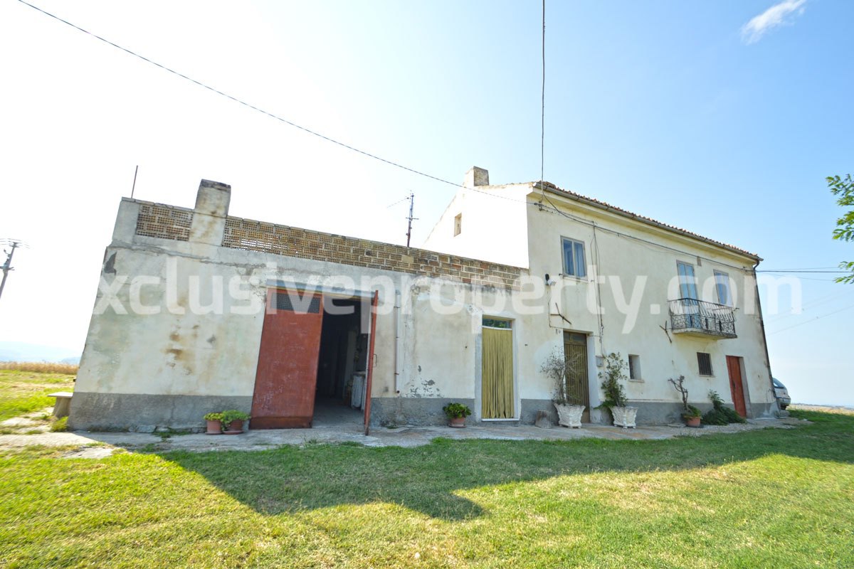 Detached house with land and large terrace valley view for sale in Italy 2