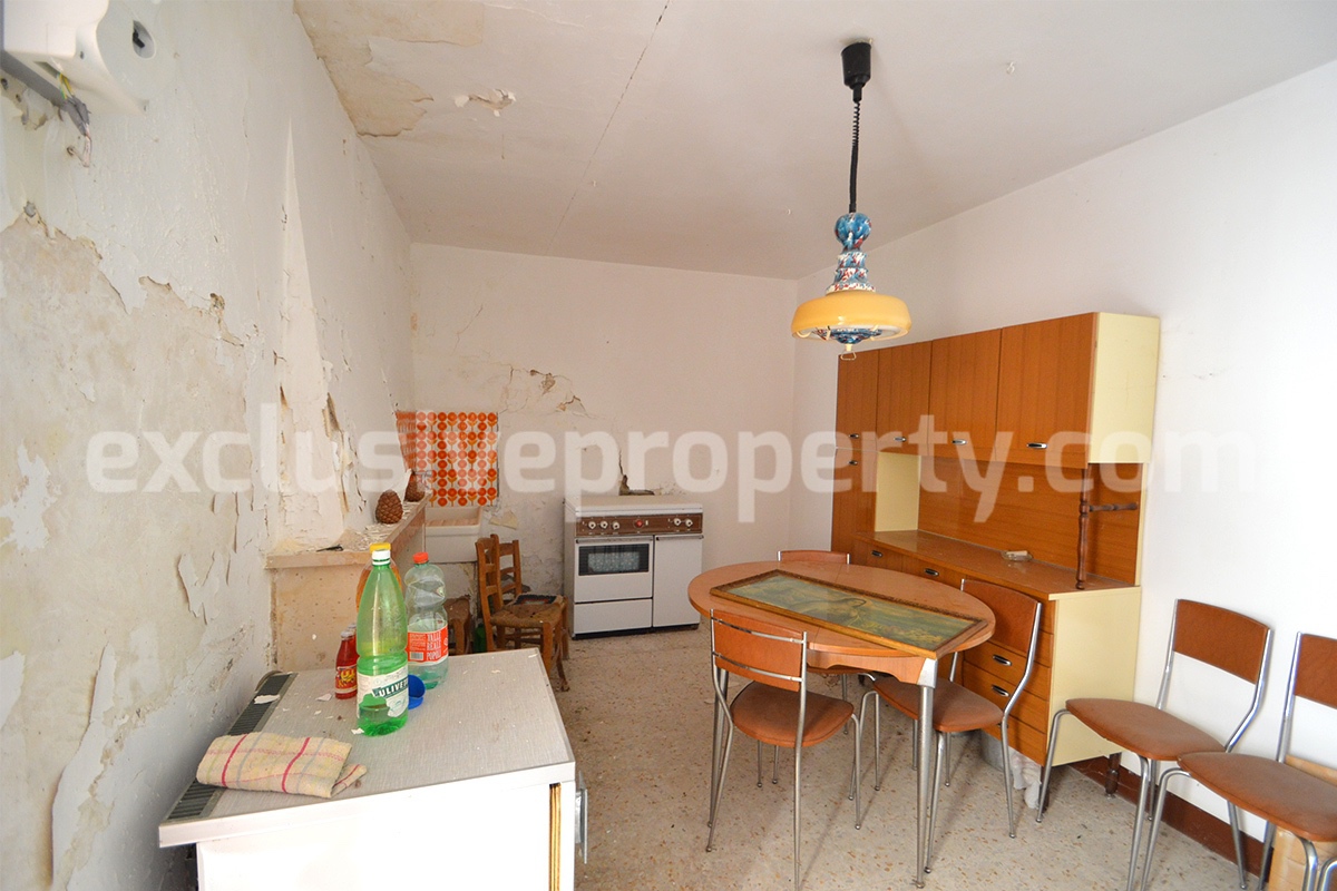 Cheap house with outdoor space for sale in Italy - Molise region