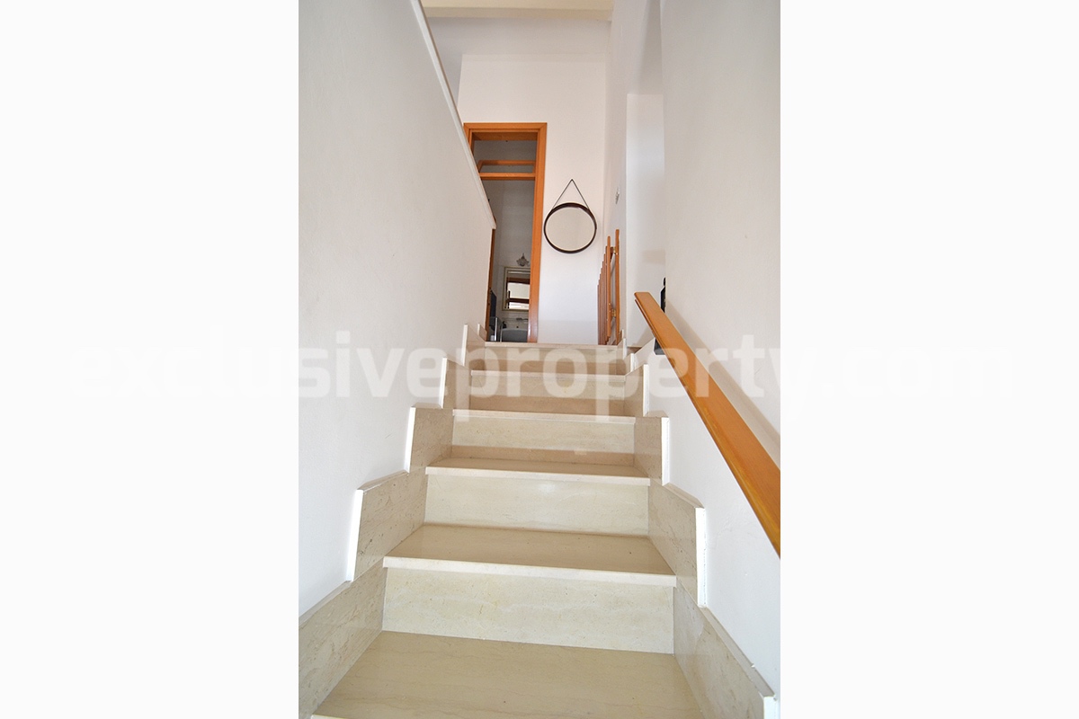 Renovated and habitable townhouse with outdoor space for sale in Molise - Larino