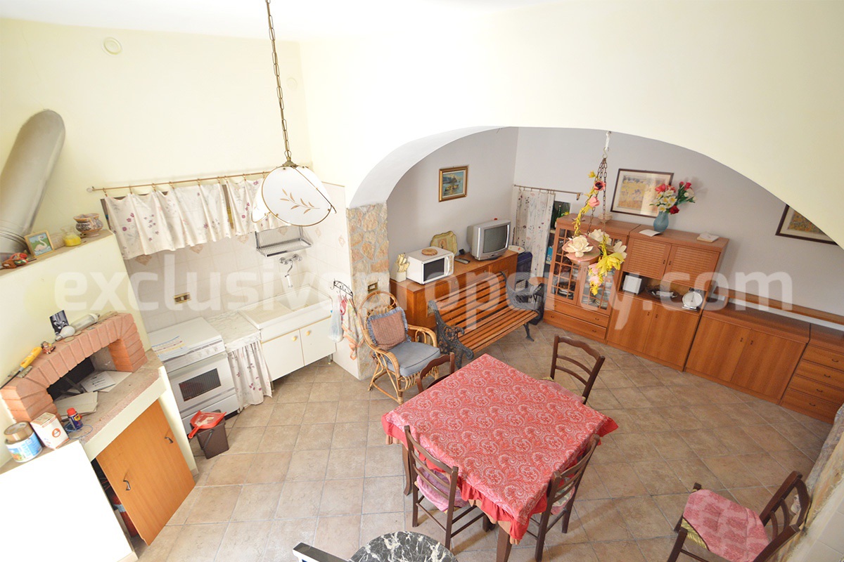 Renovated and habitable townhouse with outdoor space for sale in Molise - Larino