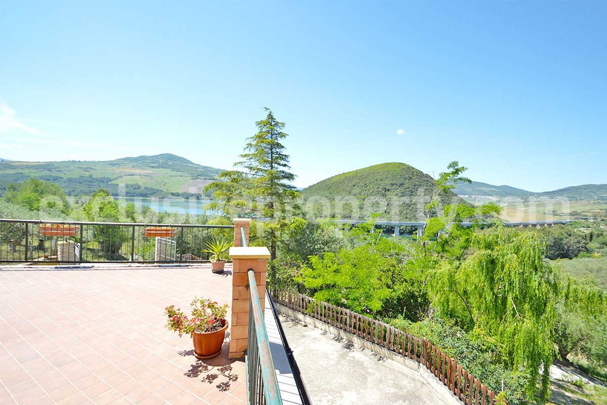 Country house with panoramic terrace view Lake of Guardialfiera - Molise - Italy
