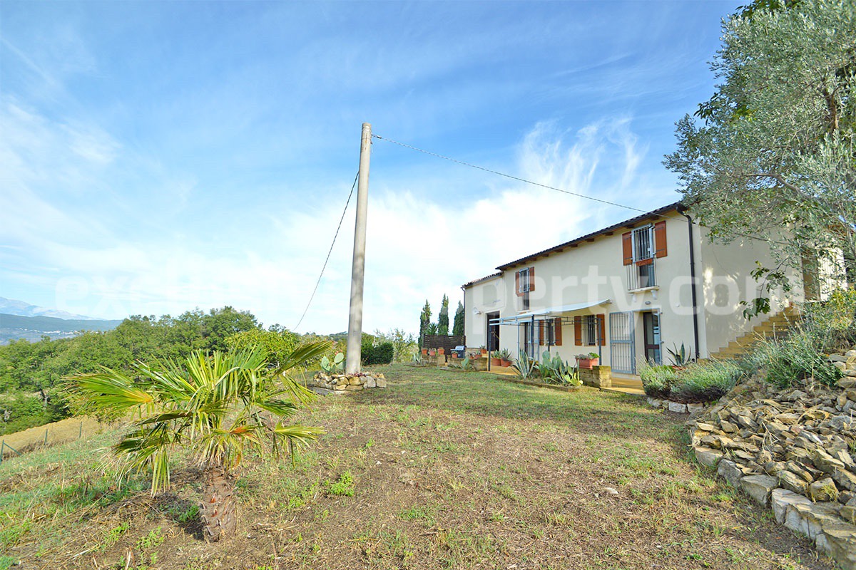 Move in Property for sale in Abruzzo countryside - Italy