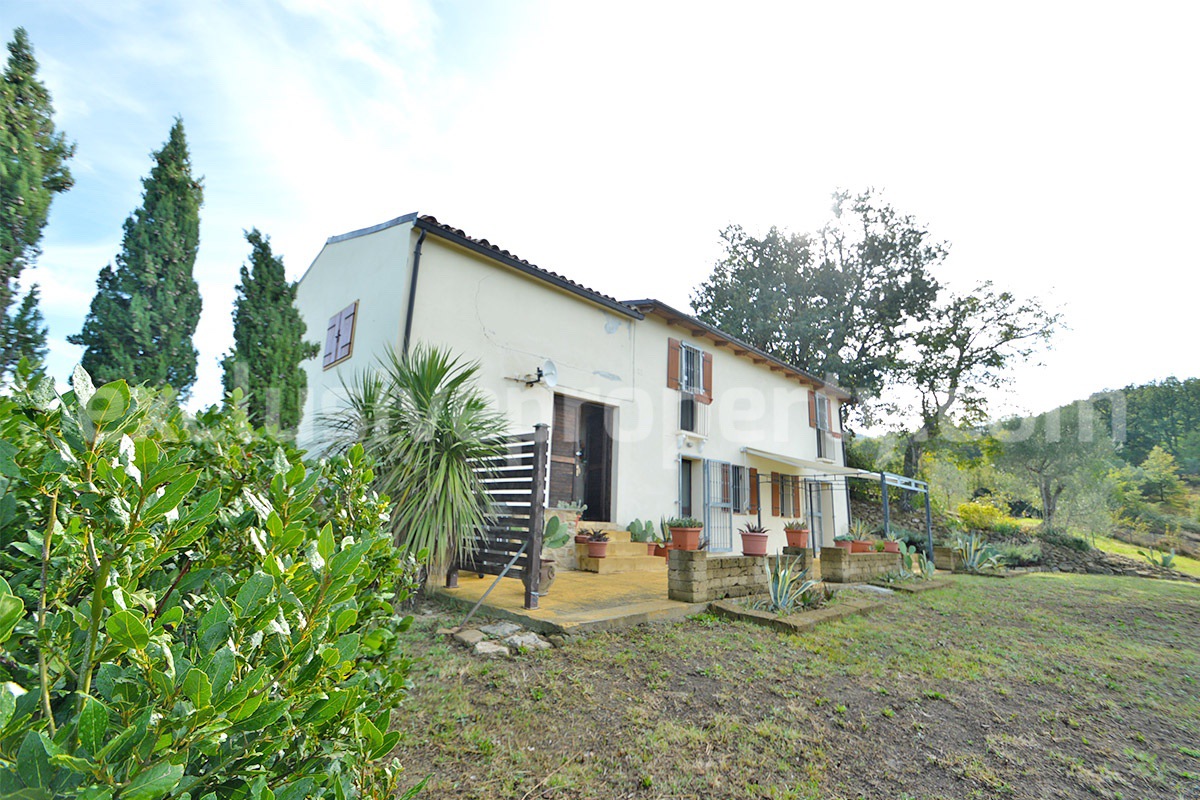 Move in Property for sale in Abruzzo countryside - Italy