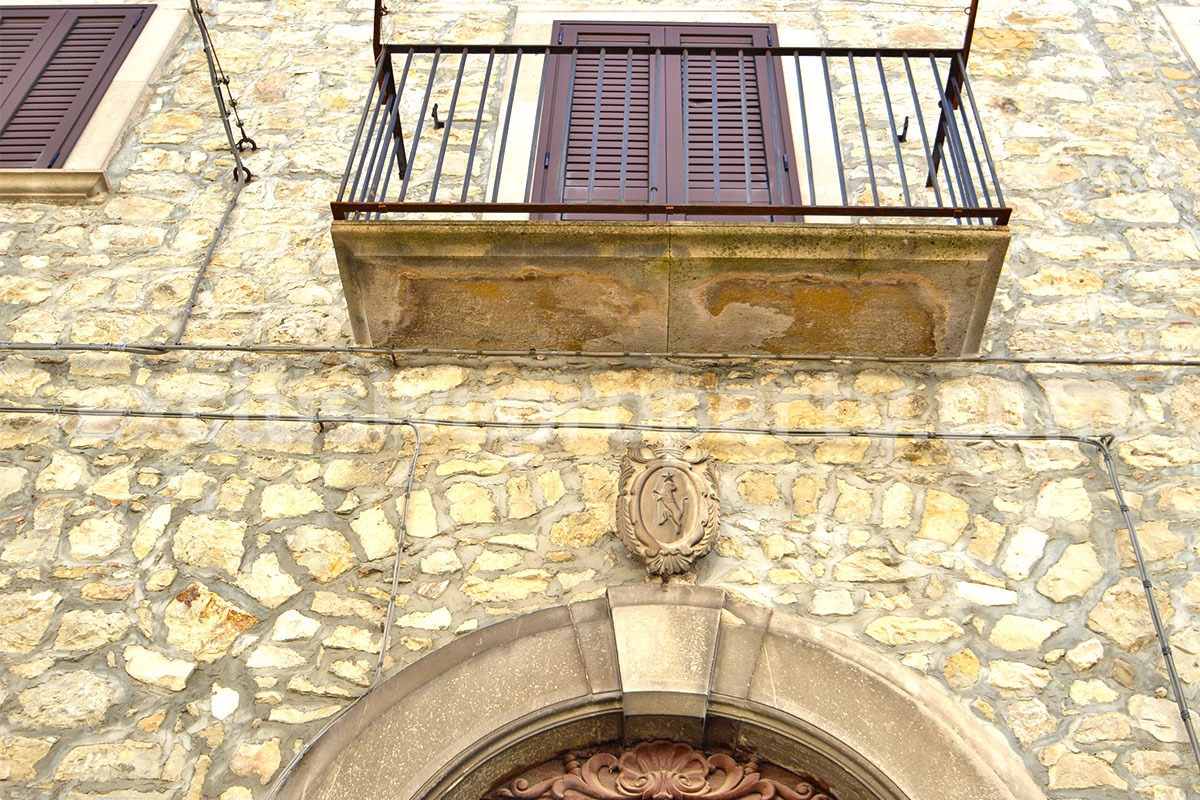 Historic stone house renovated with period details for sale in Molise