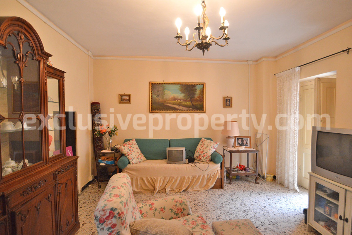 Renovated town house for sale in Mafalda - Molise