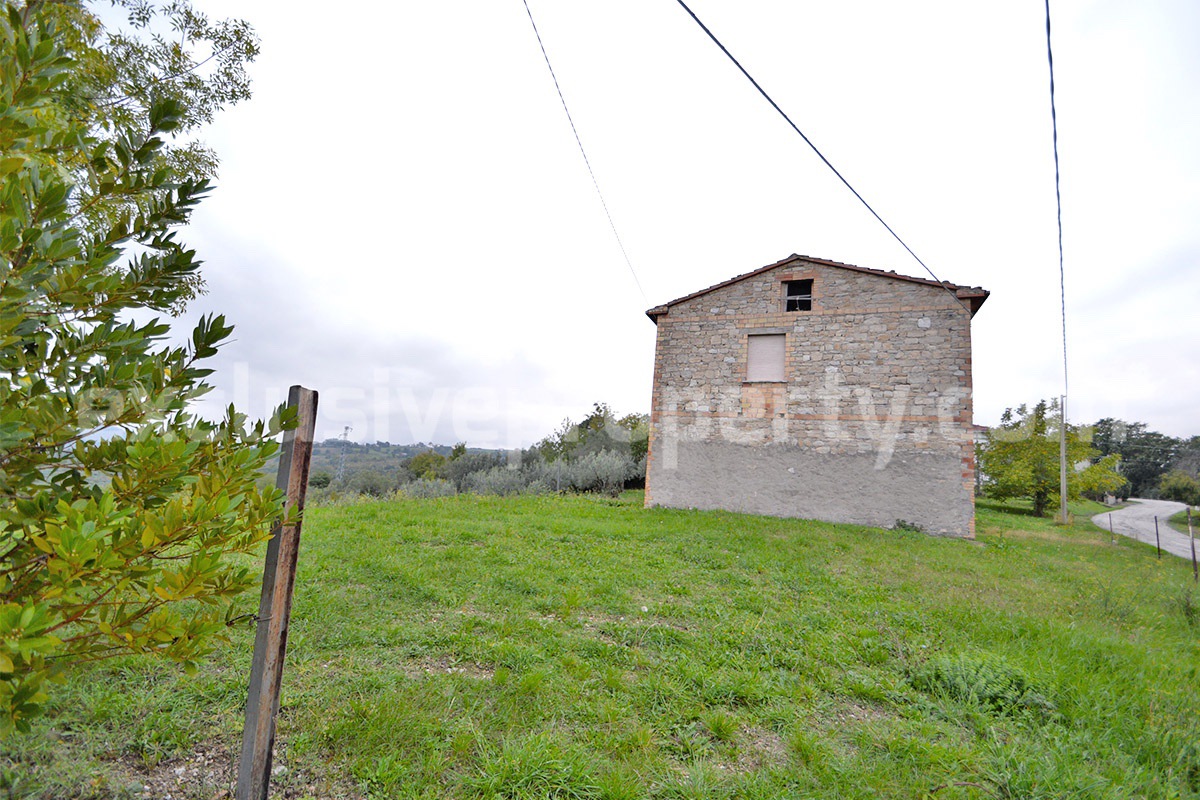 Spacious Country House for Sale with Panoramic Terrace and Land in Roccaspinalveti - Abruzzo - Ideal Italian Countryside Home