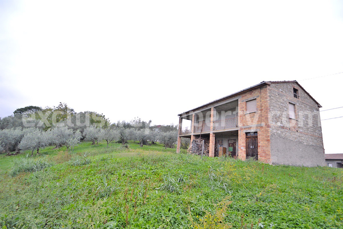 Spacious Country House for Sale with Panoramic Terrace and Land in Roccaspinalveti - Abruzzo - Ideal Italian Countryside Home