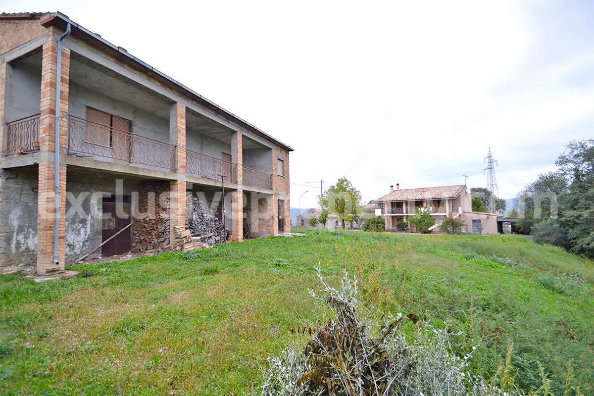 Spacious Country House for Sale with Panoramic Terrace and Land in Roccaspinalveti - Abruzzo - Ideal Italian Countryside Home