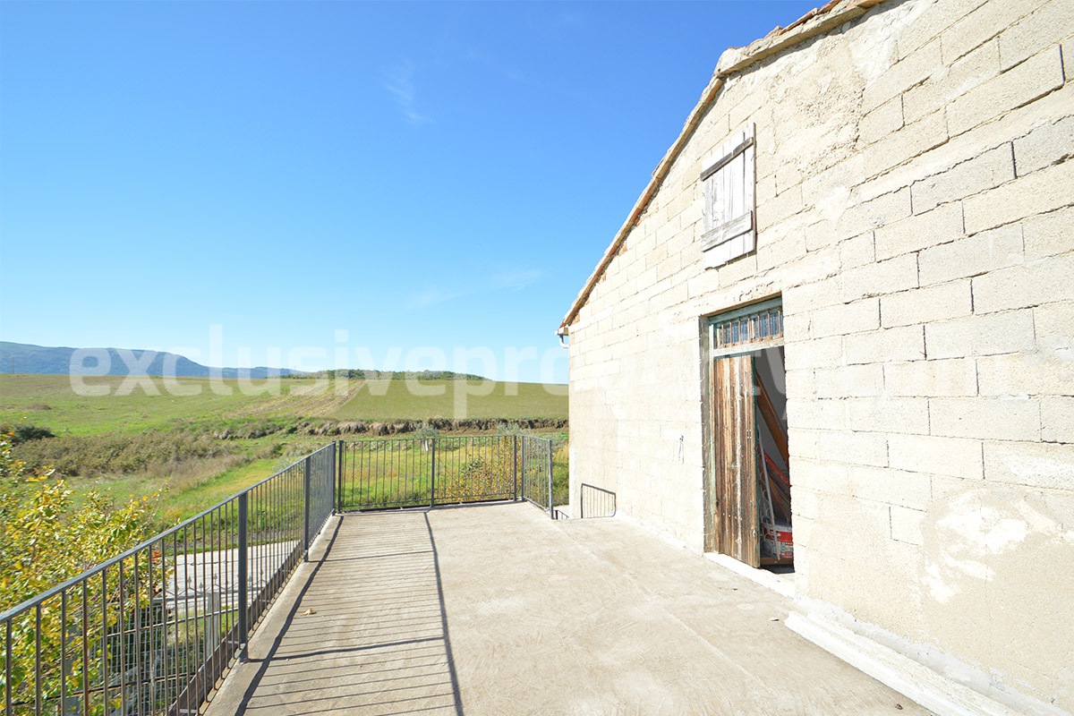 Italian Country house for Sale in Molise with large terrace - land and fantastic views