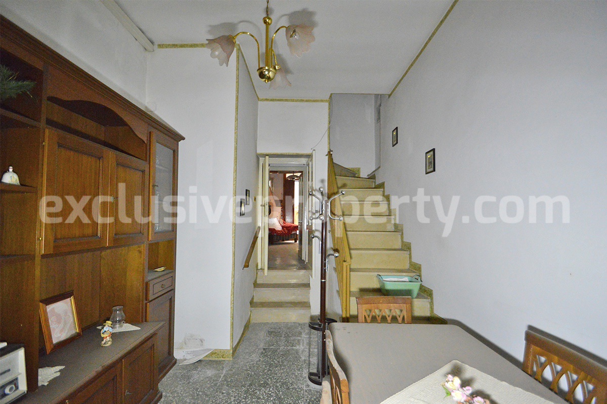 Charming Townhouse with Terrace for Sale in Abruzzo - Pollutri - Near the Adriatic Coast