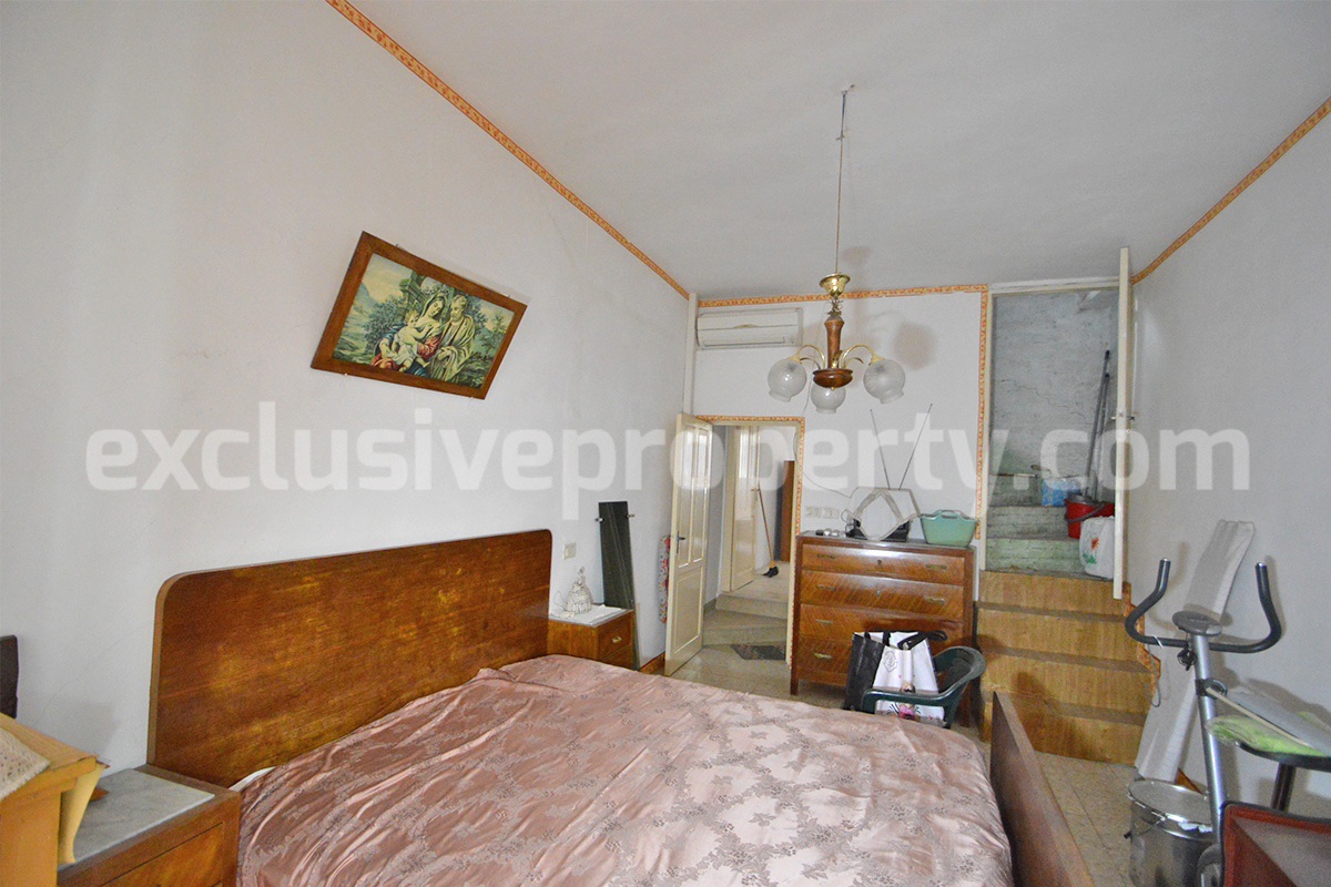 Charming Townhouse with Terrace for Sale in Abruzzo - Pollutri - Near the Adriatic Coast