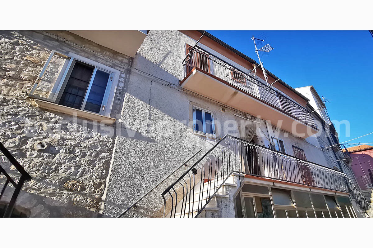 Furnished Habitable Town House for Sale in Molise -  Italy - Affordable Stone House in Good Condition