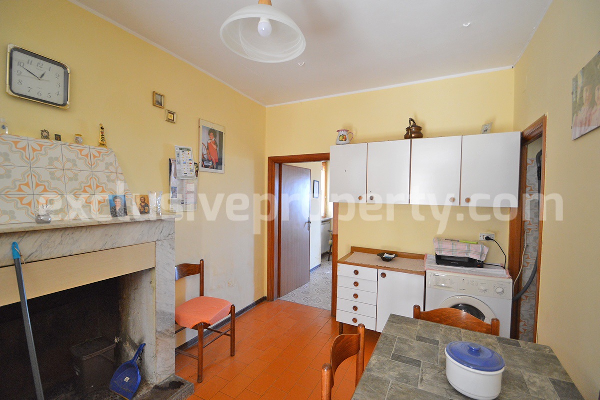 Habitable town house Sea View with garage For Sale in Tavenna - Molise