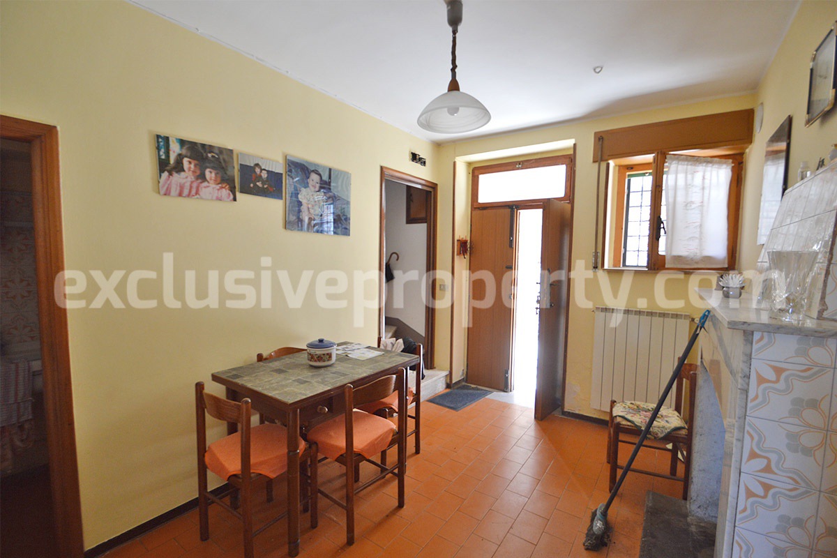 Habitable town house Sea View with garage For Sale in Tavenna - Molise