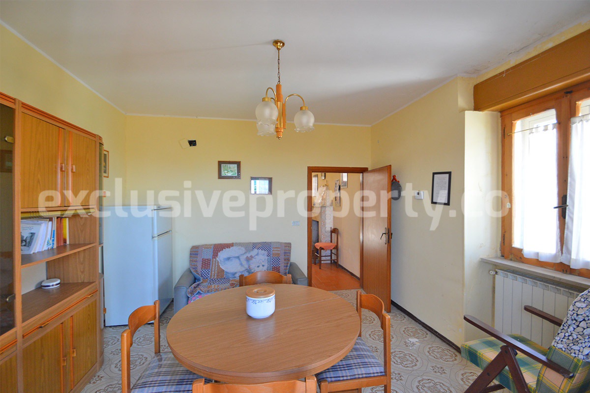 Habitable town house Sea View with garage For Sale in Tavenna - Molise