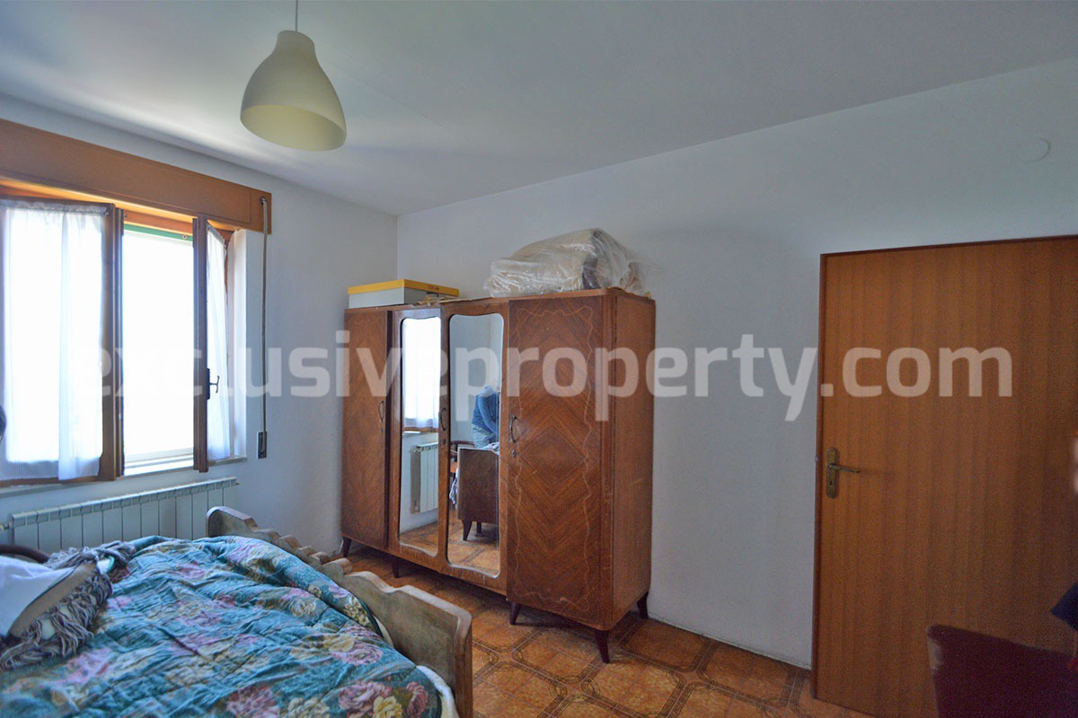 Habitable town house Sea View with garage For Sale in Tavenna - Molise