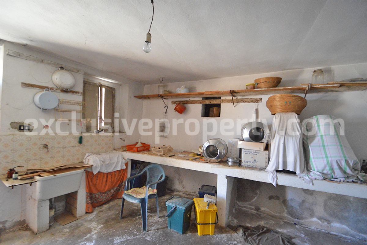 Habitable town house Sea View with garage For Sale in Tavenna - Molise