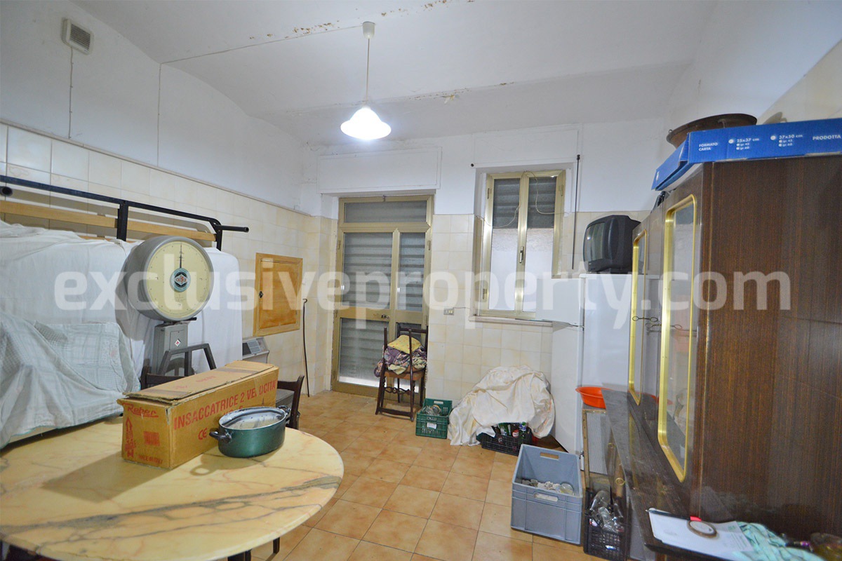 Two units - One Property - Big Project to renovate with Garden for sale in Abruzzo - Tufillo