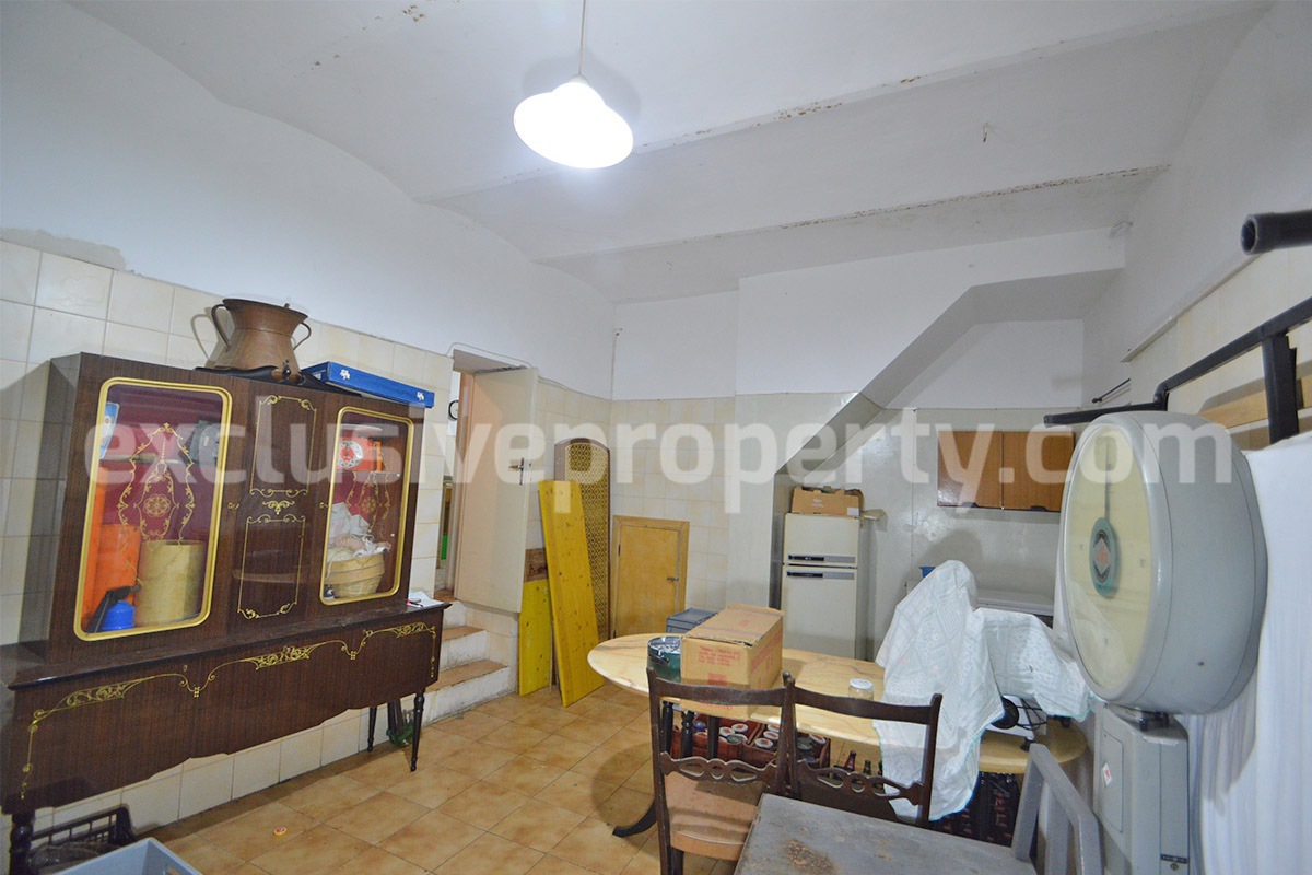 Two units - One Property - Big Project to renovate with Garden for sale in Abruzzo - Tufillo