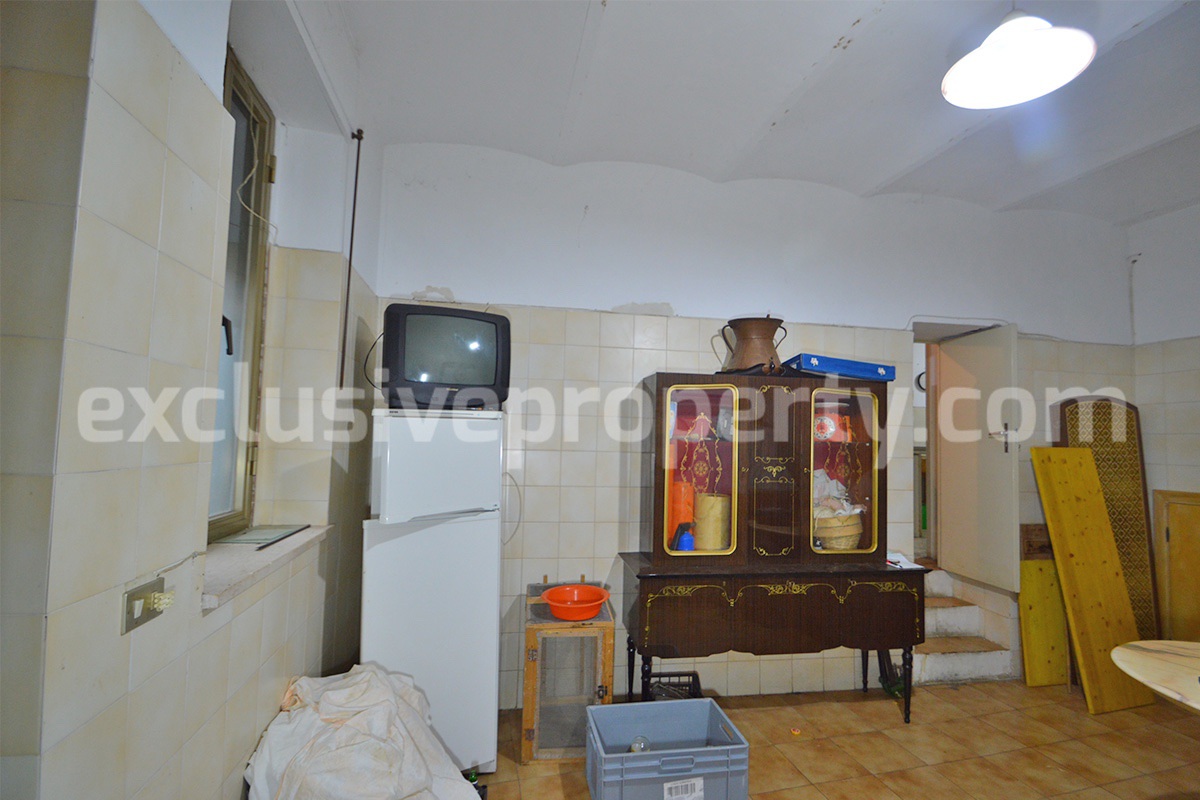 Two units - One Property - Big Project to renovate with Garden for sale in Abruzzo - Tufillo