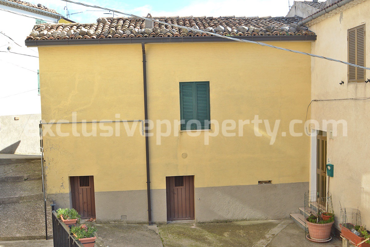 Two bedroom town house with a cellar for sale in Celenza sul Trigno - Abruzzo