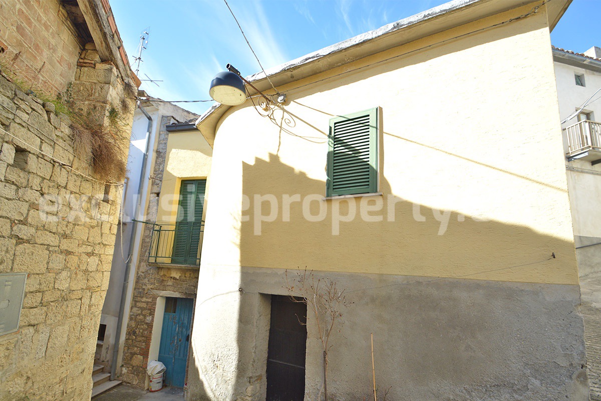 Two bedroom town house with a cellar for sale in Celenza sul Trigno - Abruzzo