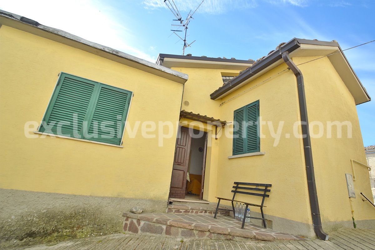 Two bedroom town house with a cellar for sale in Celenza sul Trigno - Abruzzo