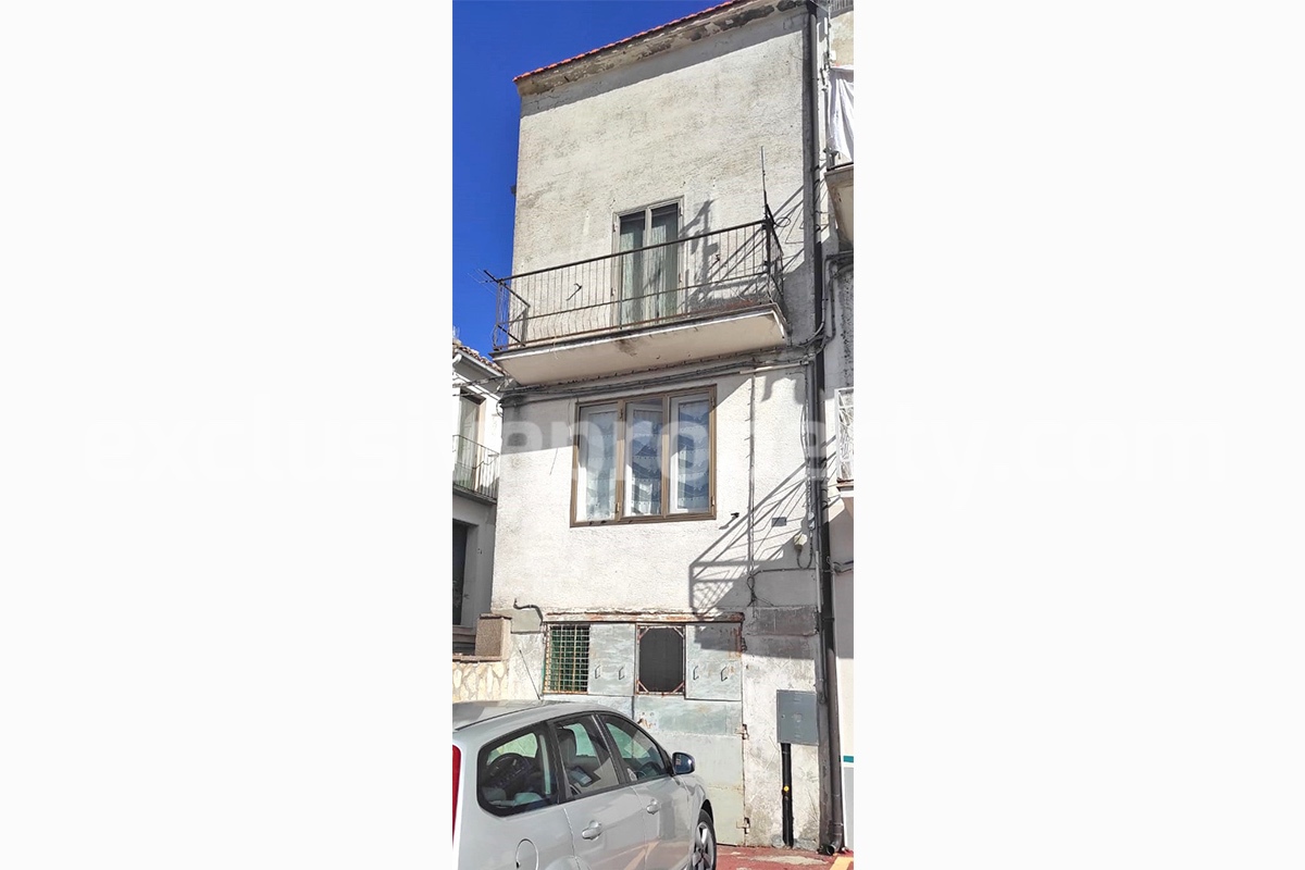 Habitable town house one bedroom with garage for sale in Celenza Sul Trigno - Abruzzo