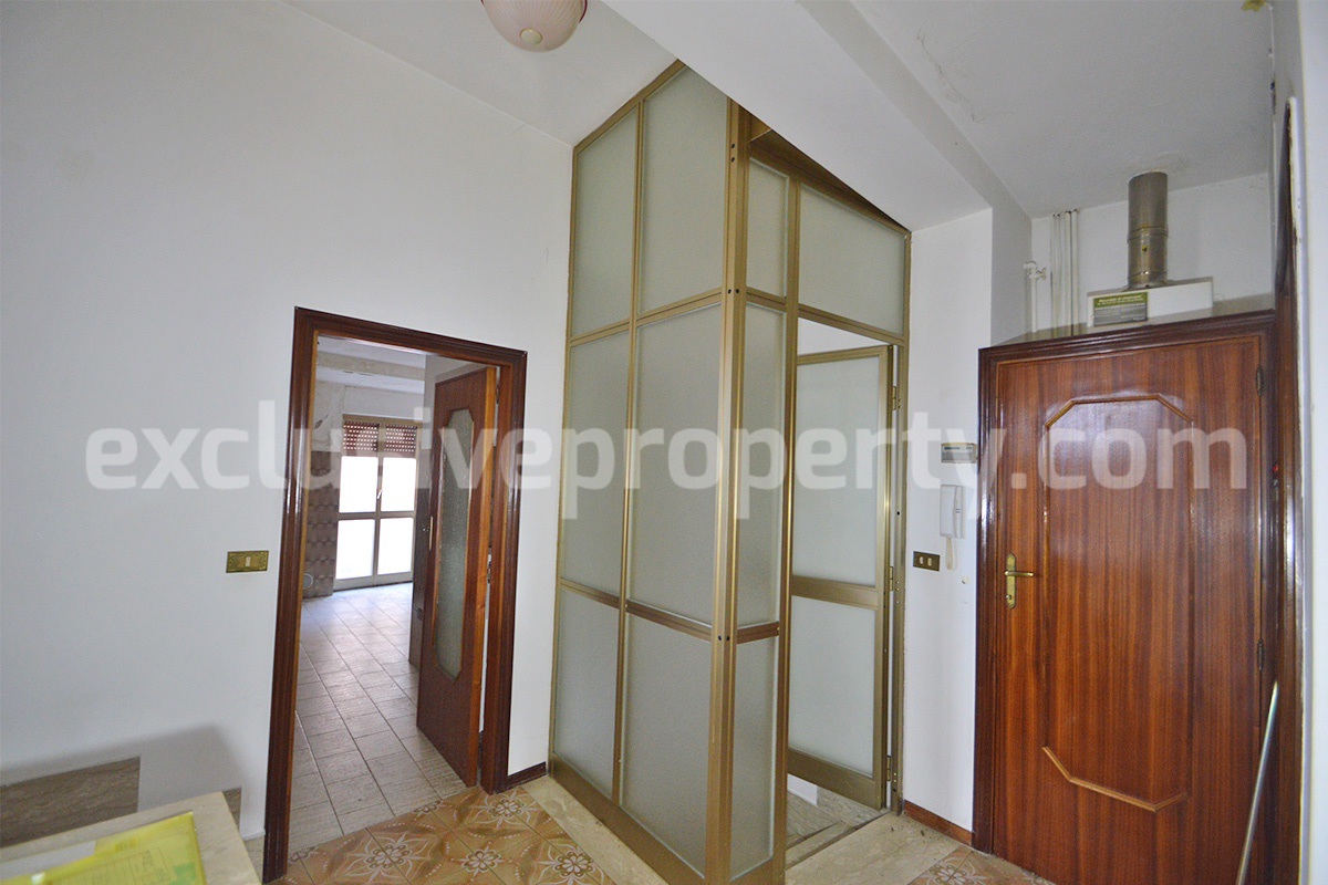 Bright and spacious town house with panoramic view for sale in San Buono - Abruzzo