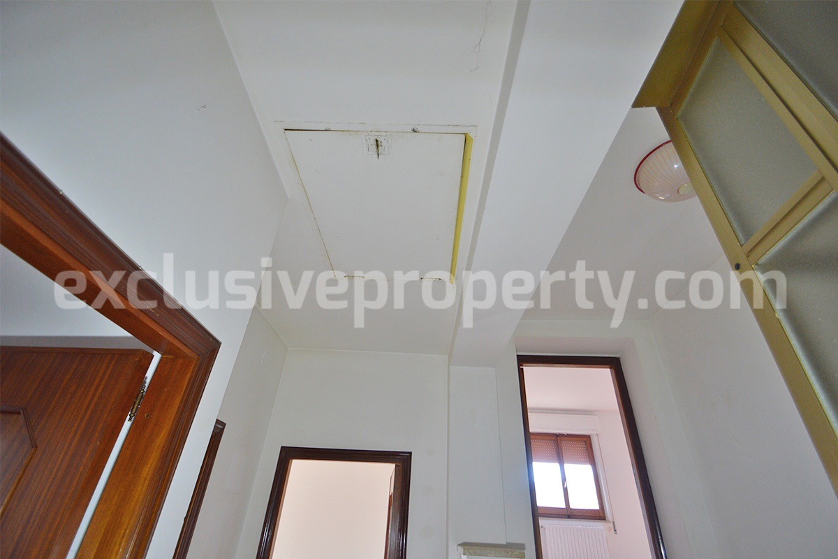 Bright and spacious town house with panoramic view for sale in San Buono - Abruzzo