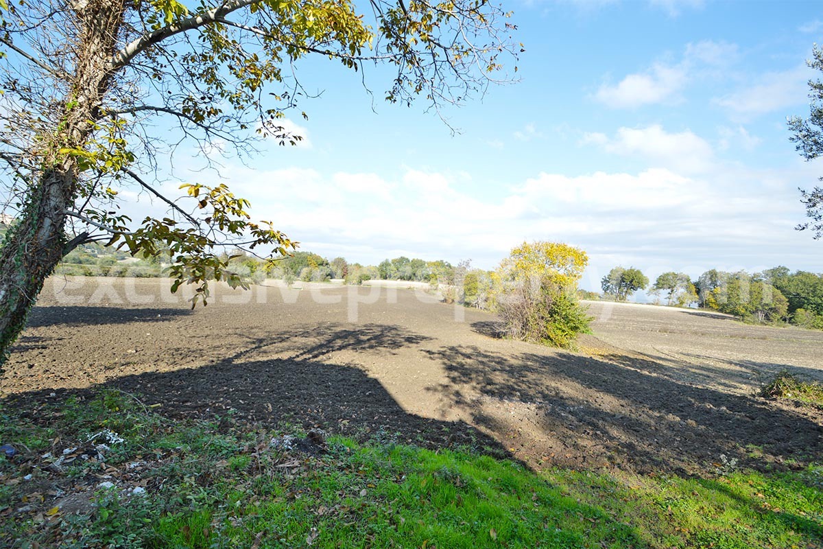 Country House to Renovate with Panoramic Sea Views - Close to Palata and Amenities - with 1 Hectare of Flat Land