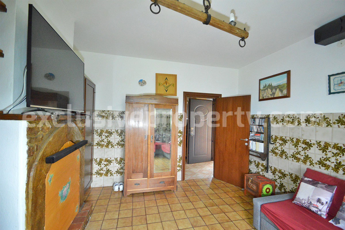 Charming Habitable Villa with Flat - Fenced Land for Sale in Beautiful Abruzzo - Italy