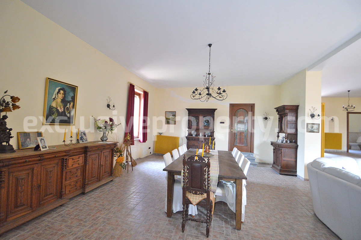 Spacious Villa with Land and Stunning Views for Sale -  Just 1km from Mafalda - Molise - Near the Adriatic Sea