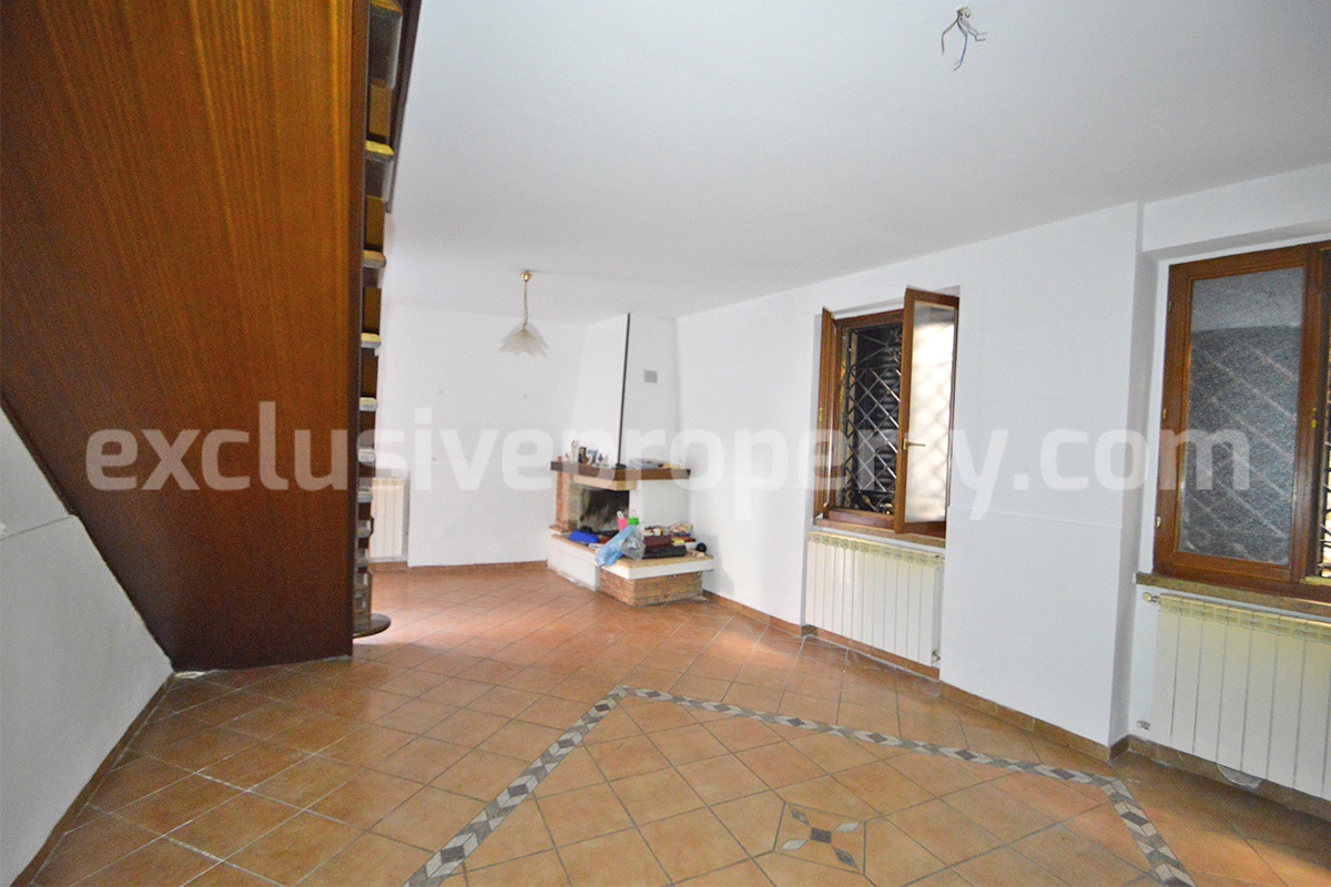 House for Sale in Palata Molise Near the Sea Village Home with Three Bathrooms