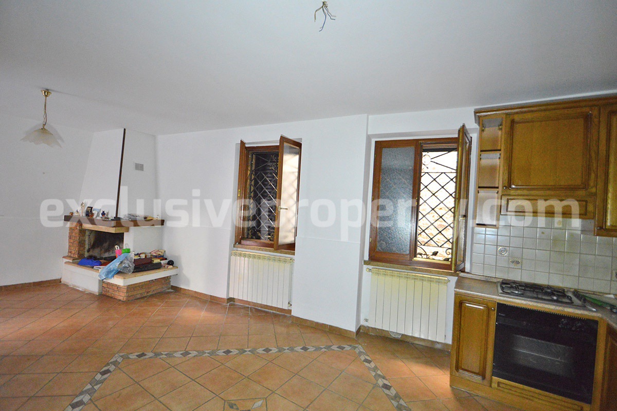 House for Sale in Palata Molise Near the Sea Village Home with Three Bathrooms