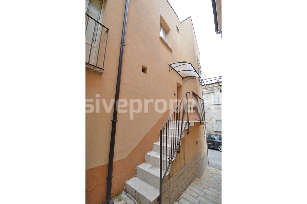 Renovated Three-Bedroom House for Sale in Palata Molise - In Perfect Condition and Near the Coast