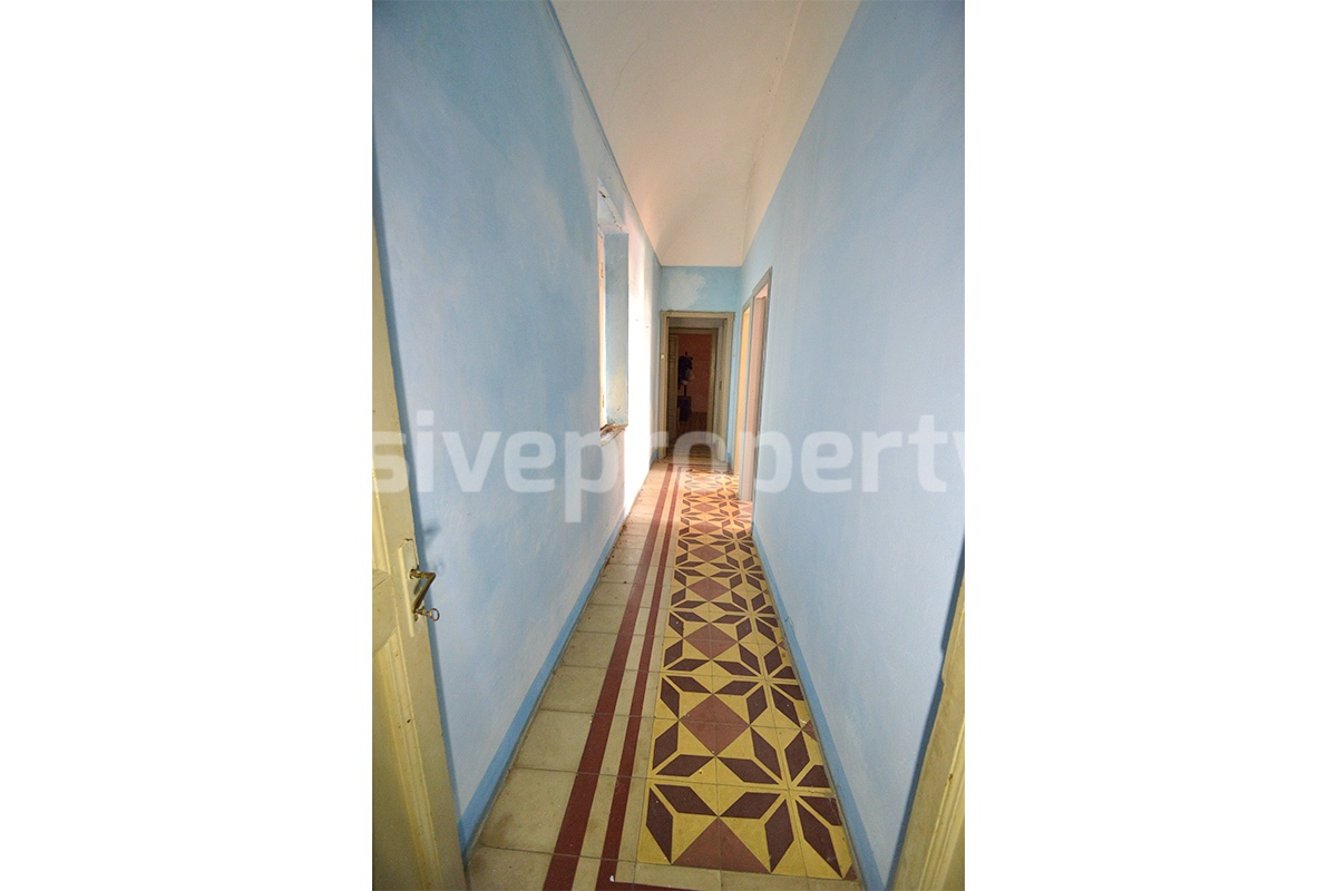 Beautiful Country House with Land - Terrace - Barn and Panoramic View for Sale in Lanciano - Abruzzo - Italy