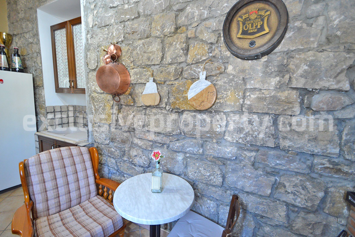 Italian Property for Sale - Townhouse with Terrace and 2 Apartments in Palata - Molise